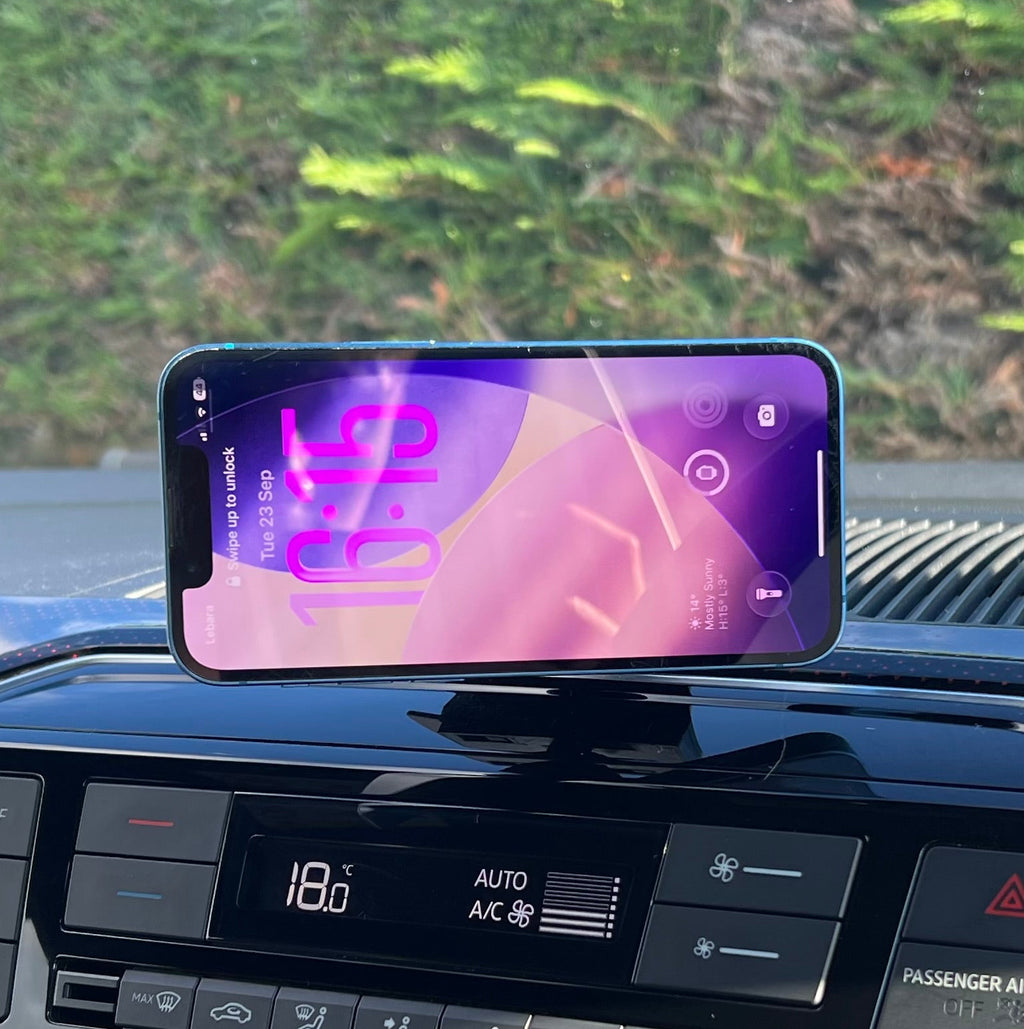 MagSafe compatible Phone Holder for 2017+ models